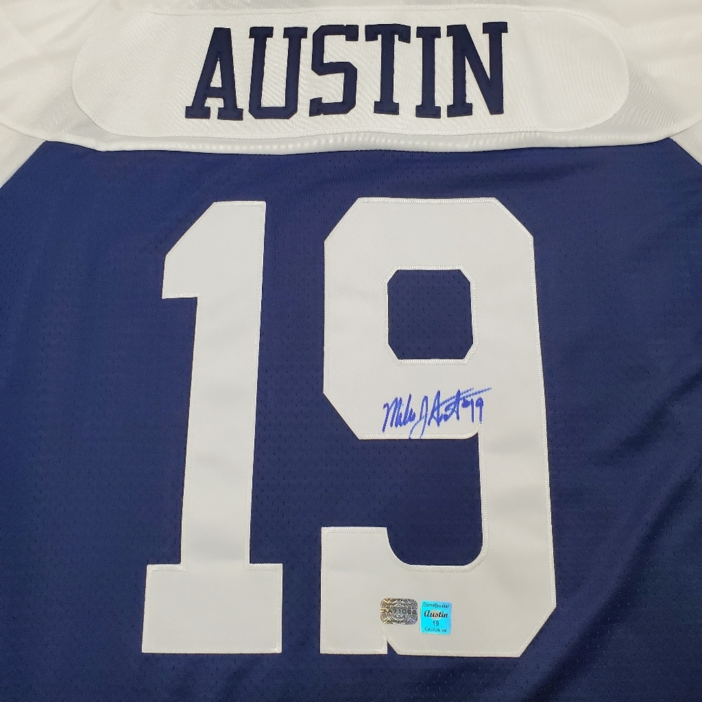 Signed Dallas Cowboys Miles Austin Reebok Navy Jersey